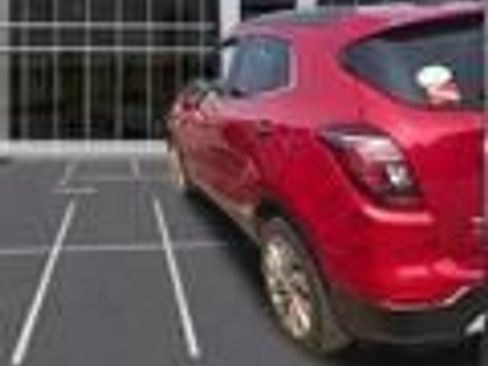 Used 2018 Buick Encore Preferred FWD image 9