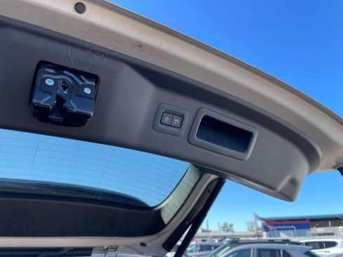 Used 2025 MAZDA CX-90 3.3 Turbo w/ Preferred Package image 23