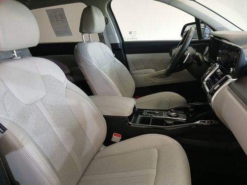 Used 2022 Kia Sorento SX AWD/4WD image 13