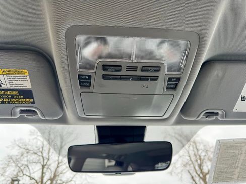 Used 2018 Toyota Highlander Limited image 43