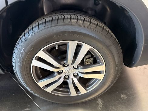 Used 2017 Honda Pilot EX-L image 8