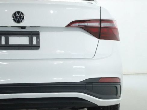 Certified 2024 Volkswagen Jetta S FWD image 43