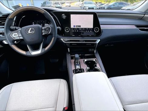 Used 2023 Lexus RX 350 Premium w/ Accessory Package AWD/4WD image 7