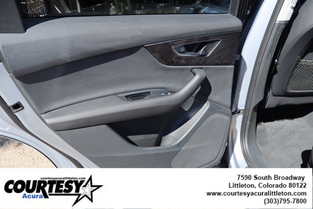 Used 2022 Audi Q7 3.0T Premium w/ Interior Protection Package AWD/4WD image 28