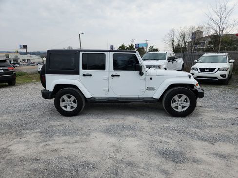 Certified 2017 Jeep Wrangler Unlimited Sport w/ Quick Order Package 24S image 6