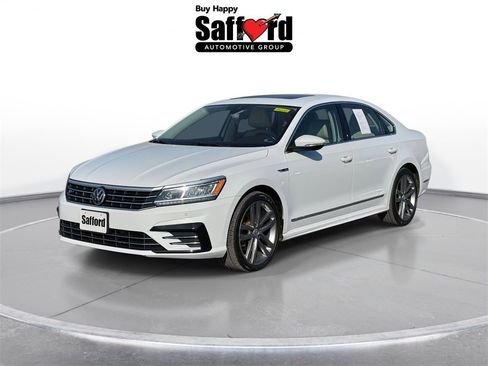 Used 2019 Volkswagen Passat 2.0T SE R-Line image 1