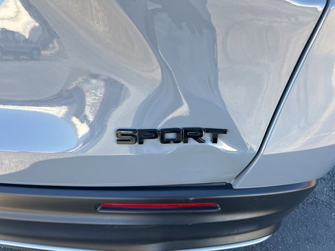 Certified 2024 Honda HR-V Sport image 11