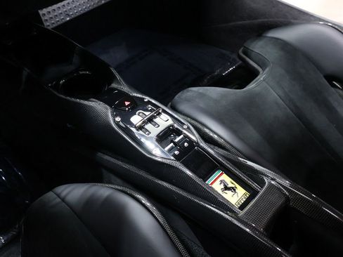 Used 2022 Ferrari SF90 Stradale image 34