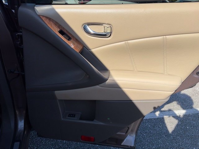 Used 2014 Nissan Murano S AWD/4WD image 19