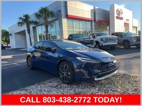 Used 2026 Toyota Prius Limited w/ Limited Premium Package FWD image 1