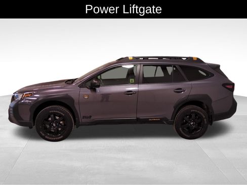 Used 2022 Subaru Outback Wilderness w/ Wilderness Package image 8