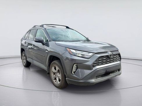 Used 2025 Toyota RAV4 XLE w/ Convenience Package FWD image 1