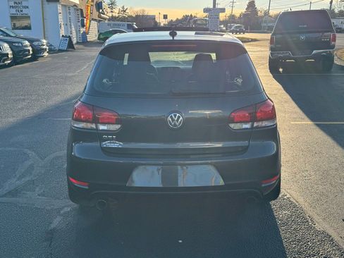 Used 2011 Volkswagen GTI w/ Convenience Package image 6