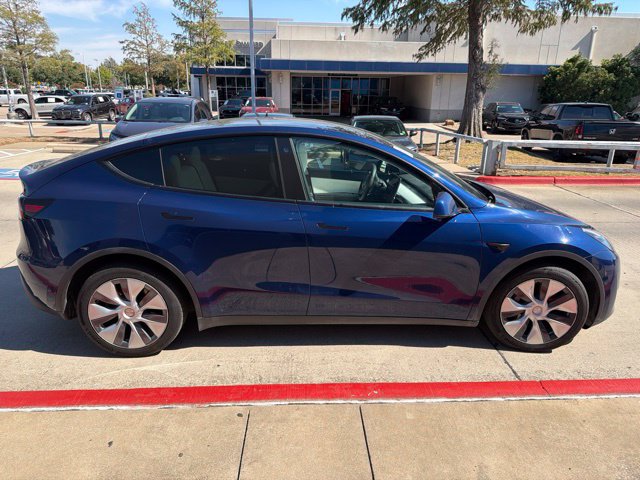 Used 2022 Tesla Model Y Long Range AWD/4WD image 4