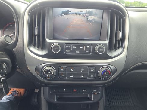 Used 2016 GMC Canyon SLE w/ SLE Convenience Package RWD image 8