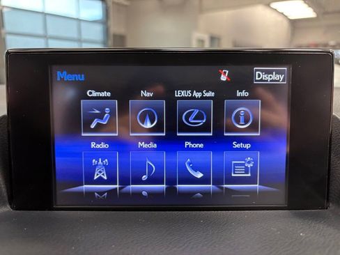 Used 2016 Lexus CT 200h w/ Navigation Package image 16