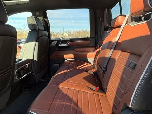 New 2026 GMC Sierra 2500 Denali Ultimate w/ Max Trailering Package image 17