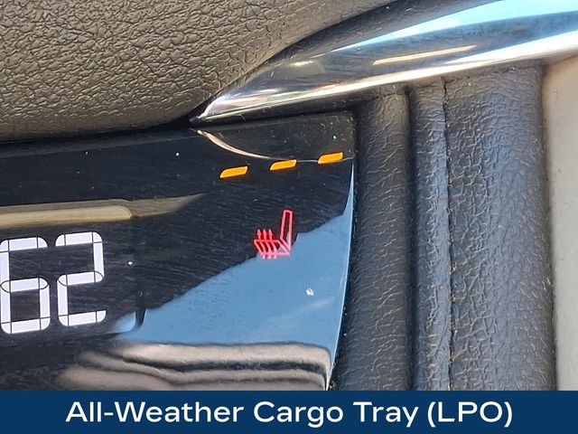 Used 2018 Cadillac XT5 AWD image 16