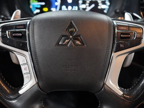 Used 2022 Mitsubishi Outlander SEL AWD/4WD image 14