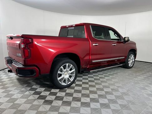 Used 2024 Chevrolet Silverado 1500 High Country w/ High Country Premium Package image 7