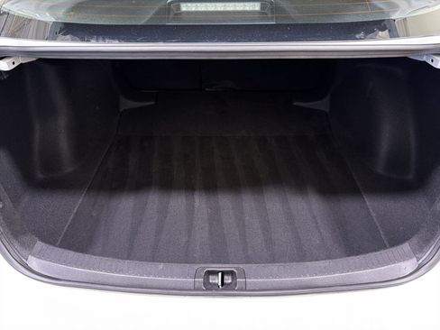 Used 2025 Toyota Corolla LE FWD image 27