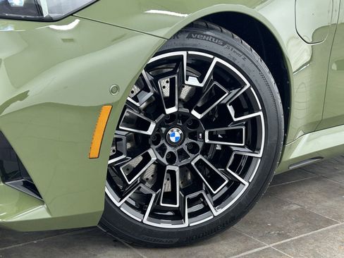 New 2026 BMW M5 w/ Executive Package image 2