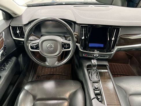Used 2018 Volvo S90 T5 Momentum w/ Momentum Plus Package AWD/4WD image 11