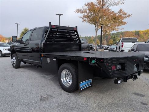 New 2026 RAM 3500 Tradesman w/ Chrome Appearance Group image 6