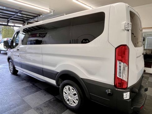 Used 2016 Ford Transit 350 XLT image 4