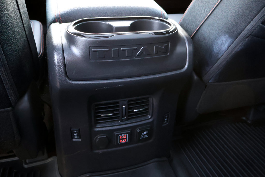 Used 2024 Nissan Titan PRO-4X w/ Pro-4x Convenience Package AWD/4WD image 15