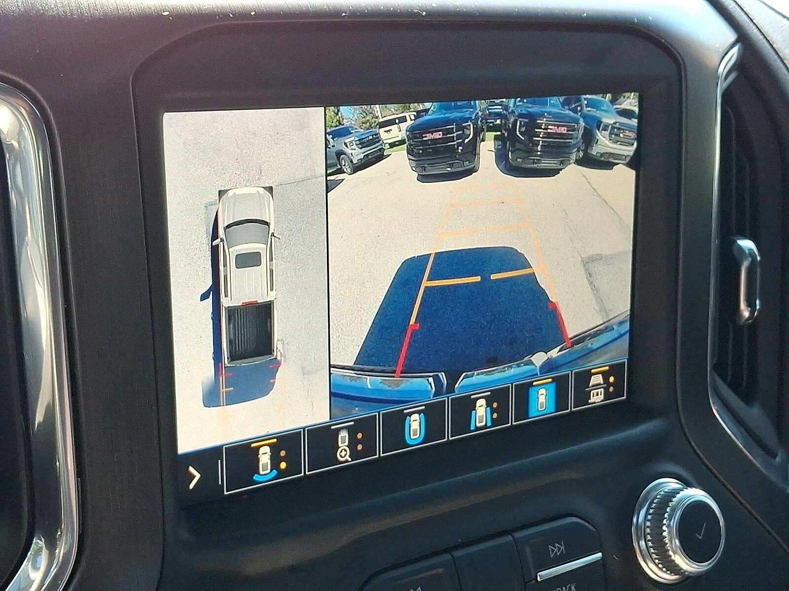 Used 2020 GMC Sierra 1500 AT4 w/ AT4 Premium Package AWD/4WD image 15