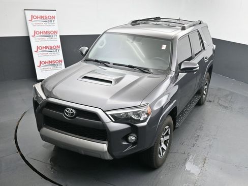 Used 2019 Toyota 4Runner TRD Off-Road Premium image 25