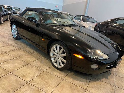 Used 2006 Jaguar XK8 Convertible RWD image 4
