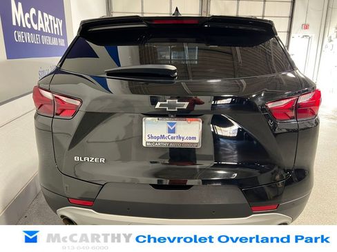 Used 2022 Chevrolet Blazer LT FWD image 6