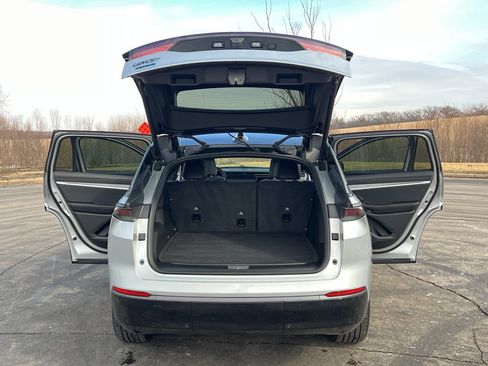 Used 2024 Jeep Wagoneer Launch Edition image 43