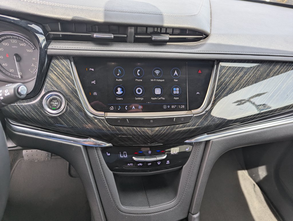 Used 2021 Cadillac XT6 Premium Luxury AWD/4WD image 15