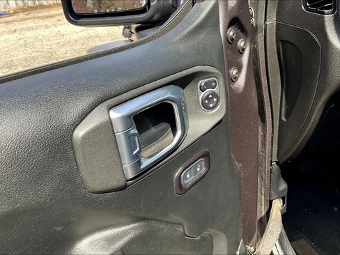 Used 2020 Jeep Wrangler Sport AWD/4WD image 31