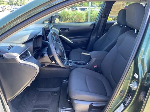 Used 2022 Toyota Corolla Cross LE FWD image 36