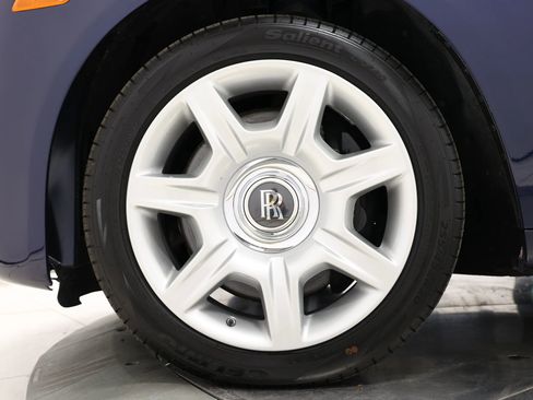 Used 2016 Rolls-Royce Ghost image 93