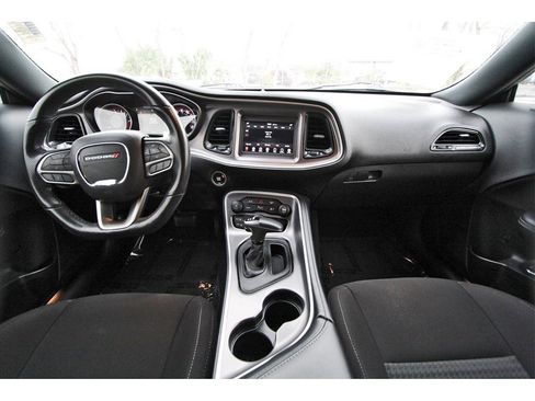 Used 2022 Dodge Challenger GT w/ Performance Handling Group image 8