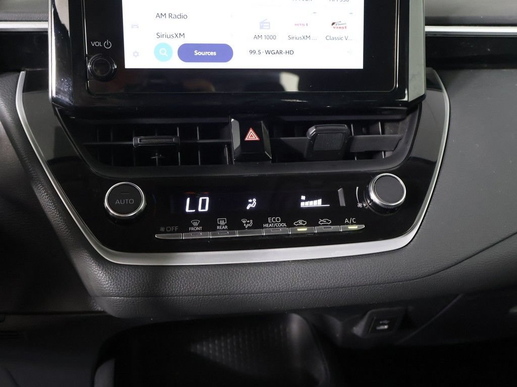 Used 2024 Toyota Corolla LE FWD image 39