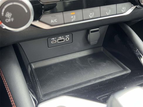 New 2025 Nissan Altima 2.5 SR image 15