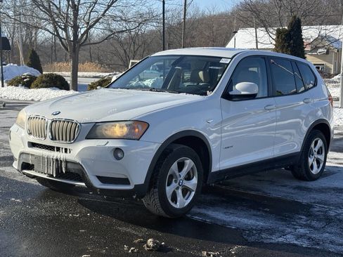 Used 2011 BMW X3 xDrive28i image 7