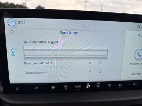 Used 2025 Ford Escape SE image 27