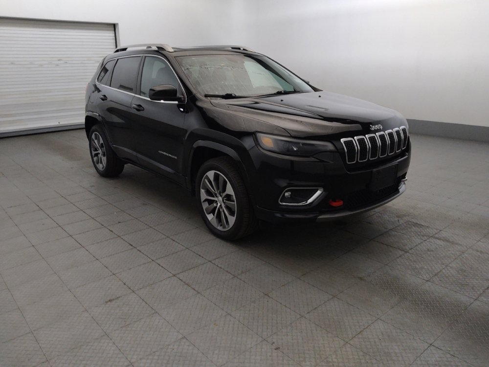 Used 2019 Jeep Cherokee Overland w/ Technology Group AWD/4WD image 11