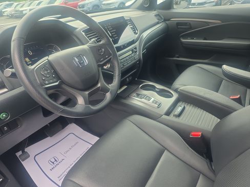 Used 2023 Honda Passport EX-L image 10