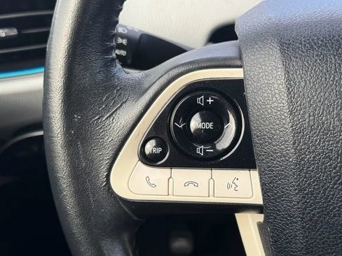 Used 2016 Toyota Prius Three Touring image 12