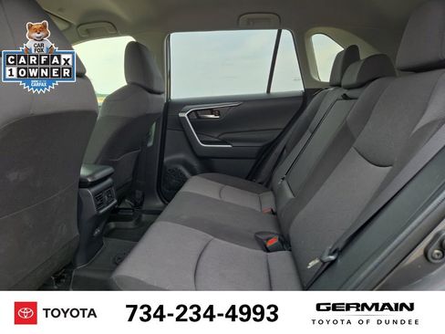 Used 2025 Toyota RAV4 XLE image 20