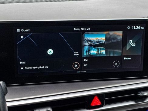 Used 2024 Kia Sorento S image 14