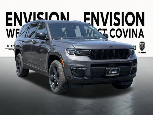 New 2025 Jeep Grand Cherokee L Limited w/ Black Appearance Package image 2